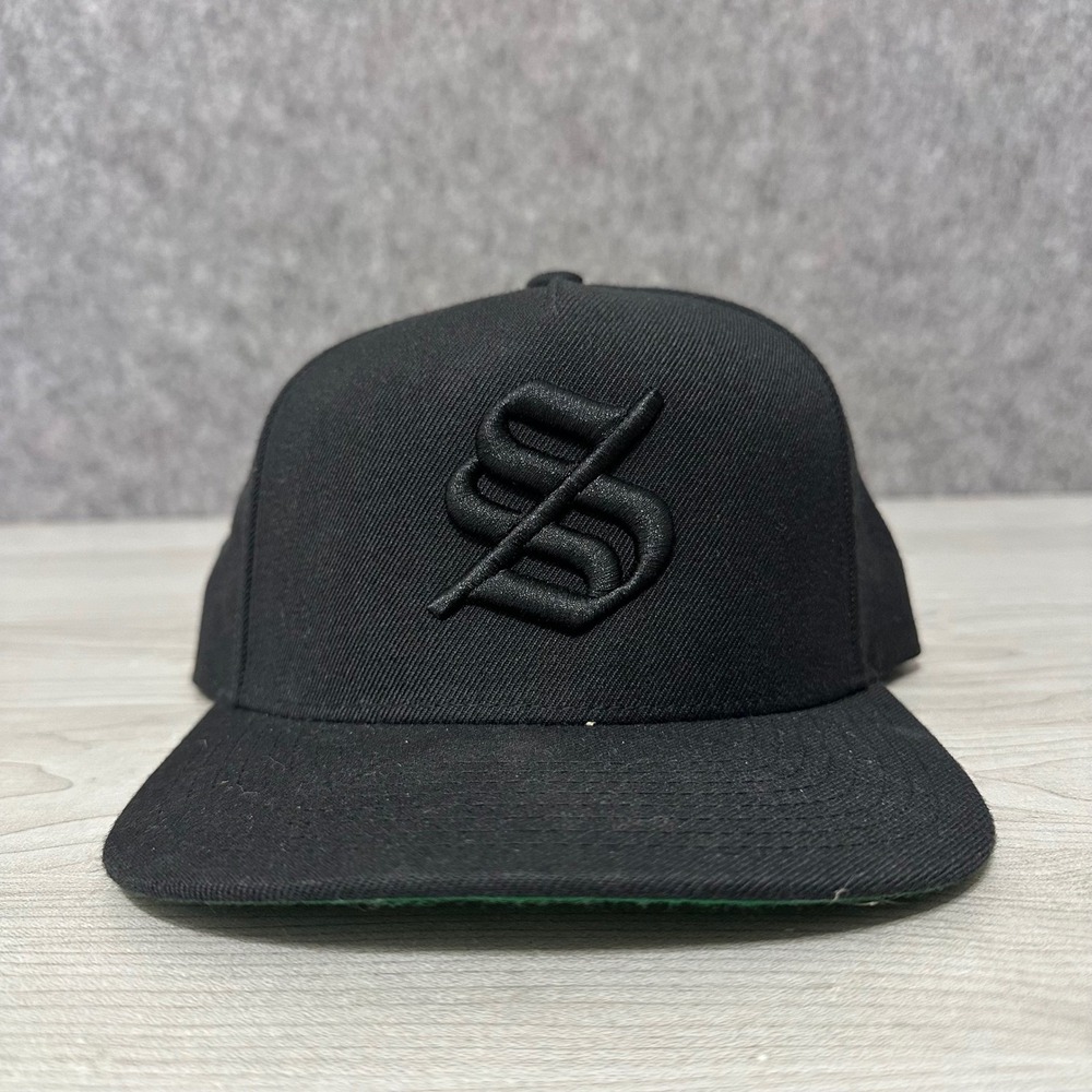 Yupoong The Classics Black Snapback Hat‎ Embroidered S Logo Green Underbrim Mens